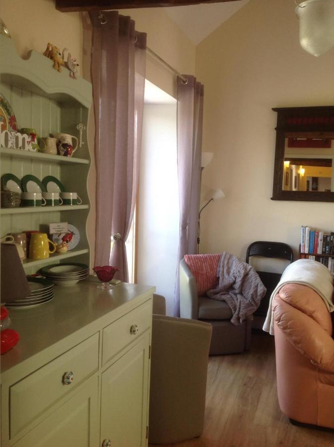 First Floor In Rural Brittany Apartment *